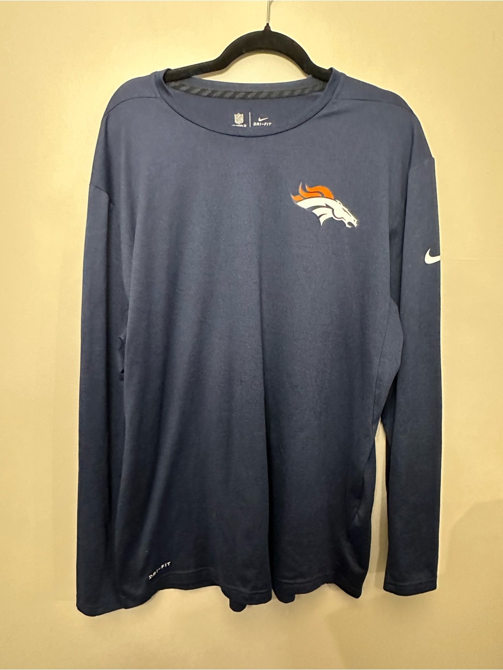 Nike Denver Broncos Navy Long-Sleeve Dri-FIT Shirt